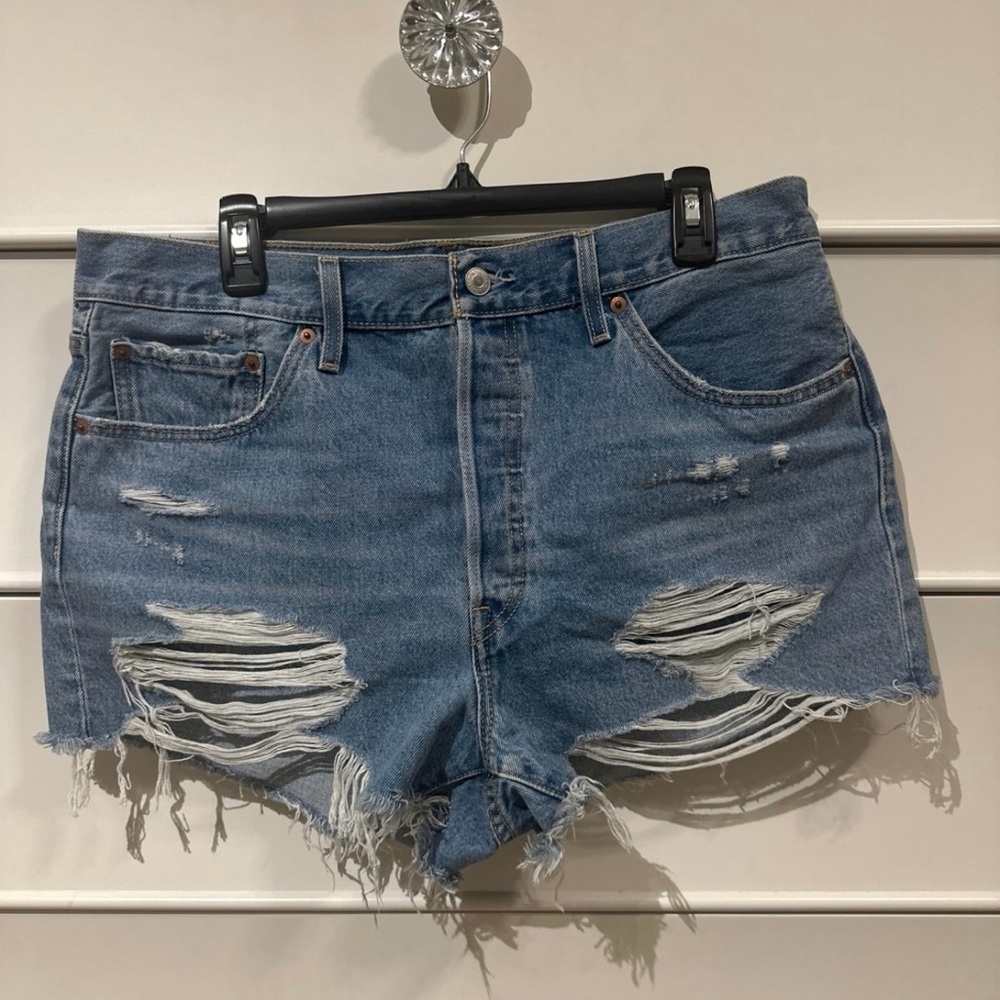 Levi's 501 Original Fit High-Rise Women's Jean Shorts - Quiet Riot 34